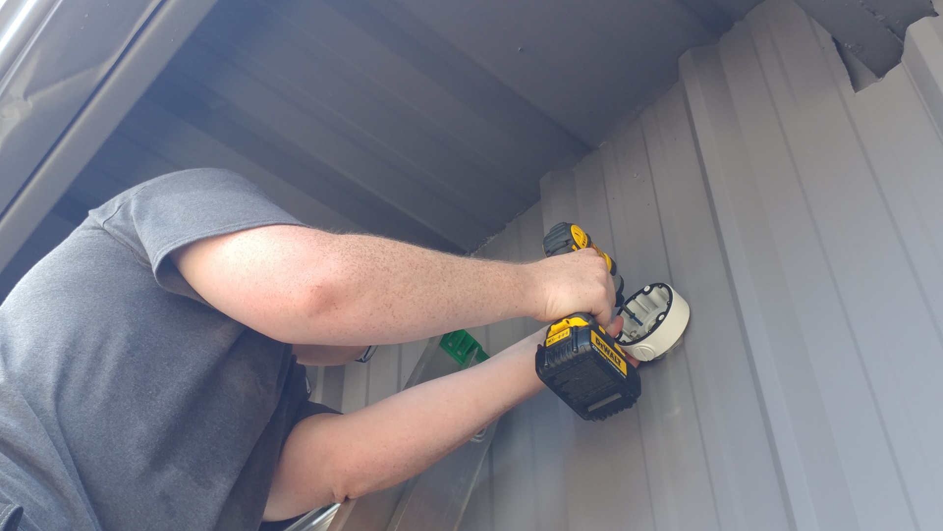 attaching mounting box