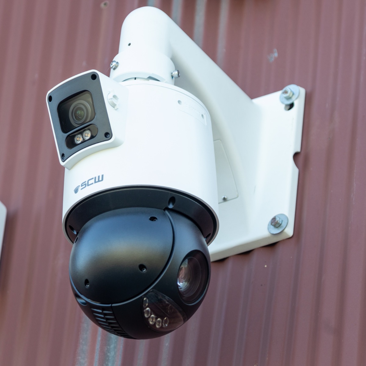 The Watchkeeper Dual Vision 4.0 PTZ + Fixed Lens Camera
